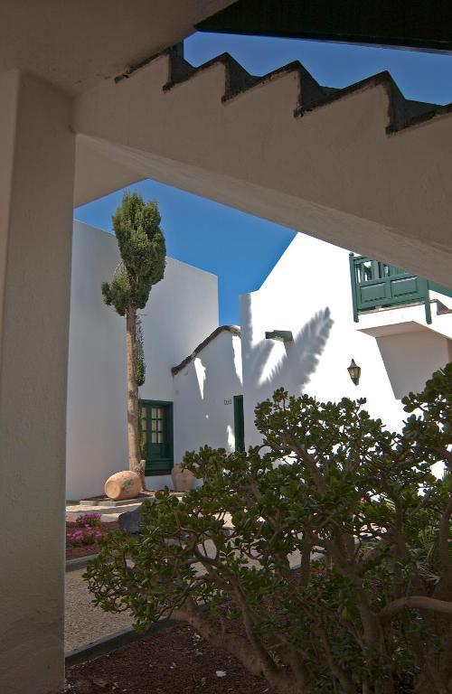 Aparthotel Pueblos 2*