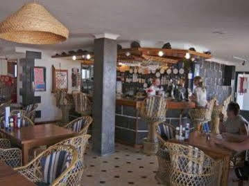 Pueblos Aparthotel